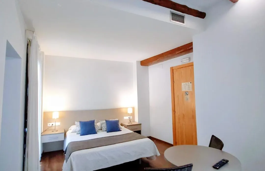 Hostal Agrobotiga 7 De Ribera-1